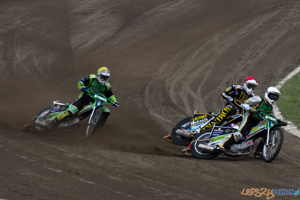 PSŻ Lechma Poznań - RKS ROW Rybnik - Stadion na Golecinie 25.04.2011 r. Foto: lepszyPOZNAN.pl / Piotr Rychter PSŻ Lechma Poznań - RKS ROW Rybnik - Stadion na Golecinie 25.04.2011 r. Foto: lepszyPOZNAN.pl / Piotr Rychter