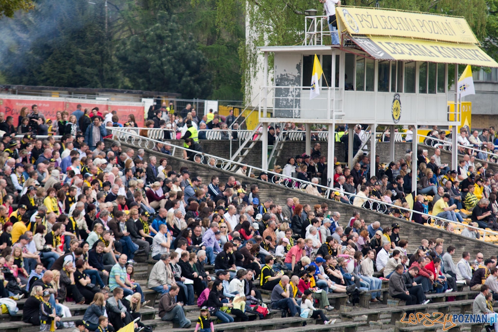 PSŻ Lechma Poznań - RKS ROW Rybnik - Stadion na Golecinie 25.04.2011 r. Foto: lepszyPOZNAN.pl / Piotr Rychter PSŻ Lechma Poznań - RKS ROW Rybnik - Stadion na Golecinie 25.04.2011 r. Foto: lepszyPOZNAN.pl / Piotr Rychter