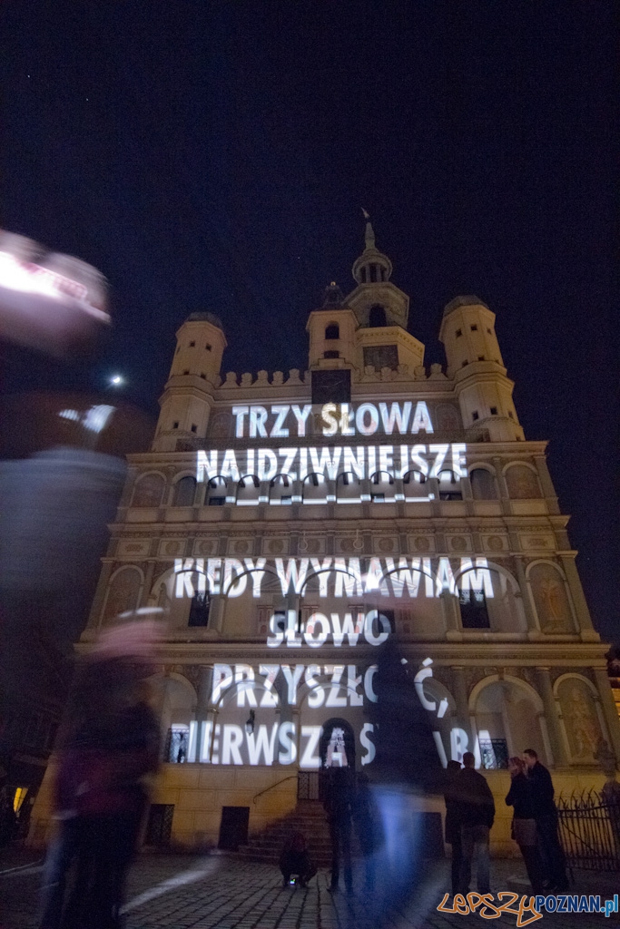 Prezentacja wierszy Wisławy Szymborskiej - Ratusz Foto: lepszyPOZNAN.pl / Piotr Rychter Prezentacja wierszy Wisławy Szymborskiej - Ratusz Foto: lepszyPOZNAN.pl / Piotr Rychter