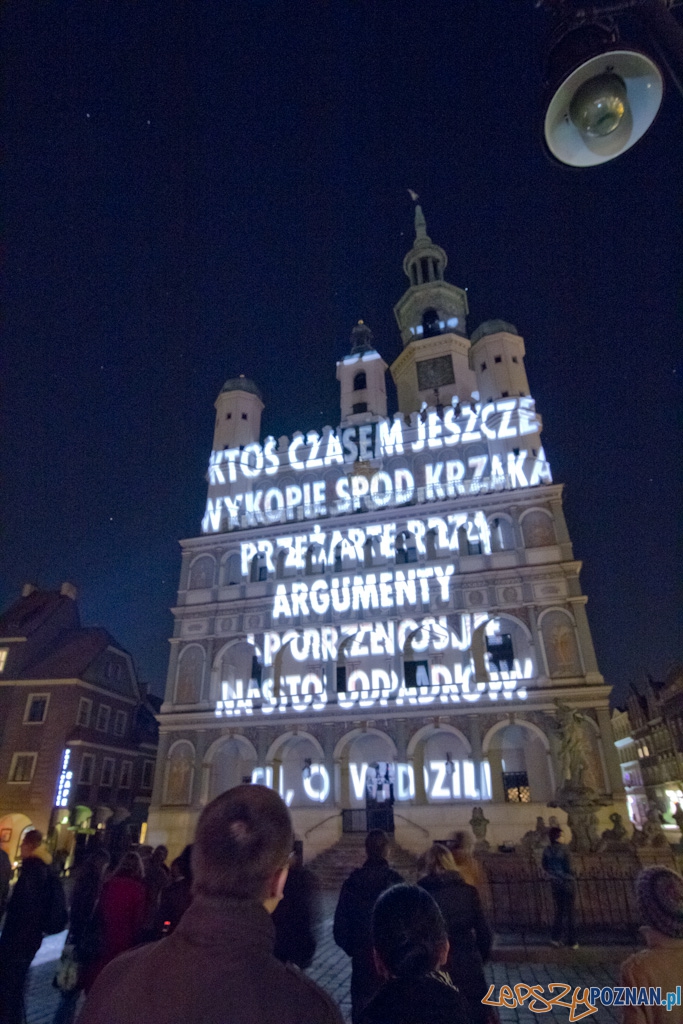 Prezentacja wierszy Wisławy Szymborskiej - Ratusz Foto: lepszyPOZNAN.pl / Piotr Rychter Prezentacja wierszy Wisławy Szymborskiej - Ratusz Foto: lepszyPOZNAN.pl / Piotr Rychter