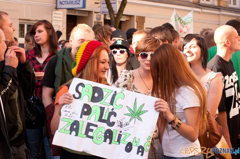 Marsz Wyzwolenia Konopi - Poznań 07.05.2011 r. Foto: LepszyPOZNAN.pl / Paweł Rychter Marsz Wyzwolenia Konopi - Poznań 07.05.2011 r. Foto: LepszyPOZNAN.pl / Paweł Rychter