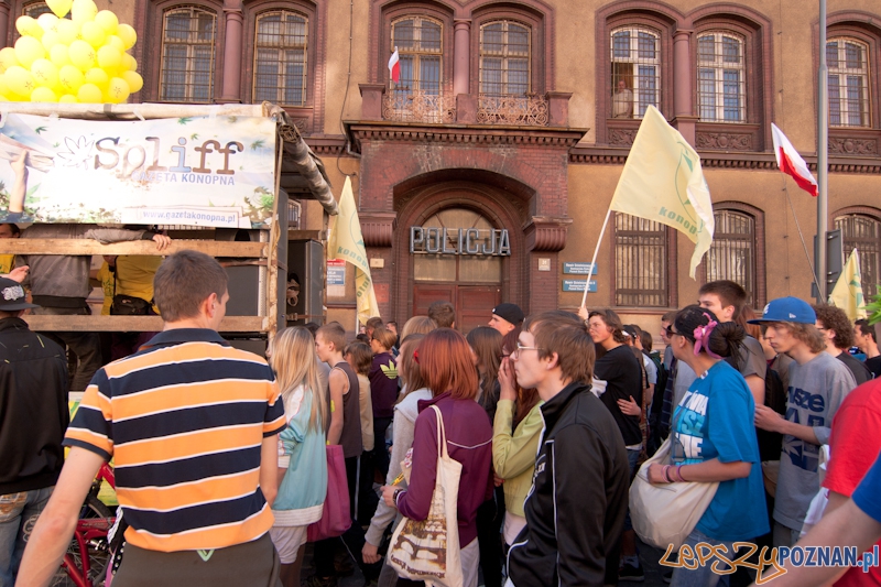 Marsz Wyzwolenia Konopi - Poznań 07.05.2011 r. Foto: LepszyPOZNAN.pl / Paweł Rychter Marsz Wyzwolenia Konopi - Poznań 07.05.2011 r. Foto: LepszyPOZNAN.pl / Paweł Rychter