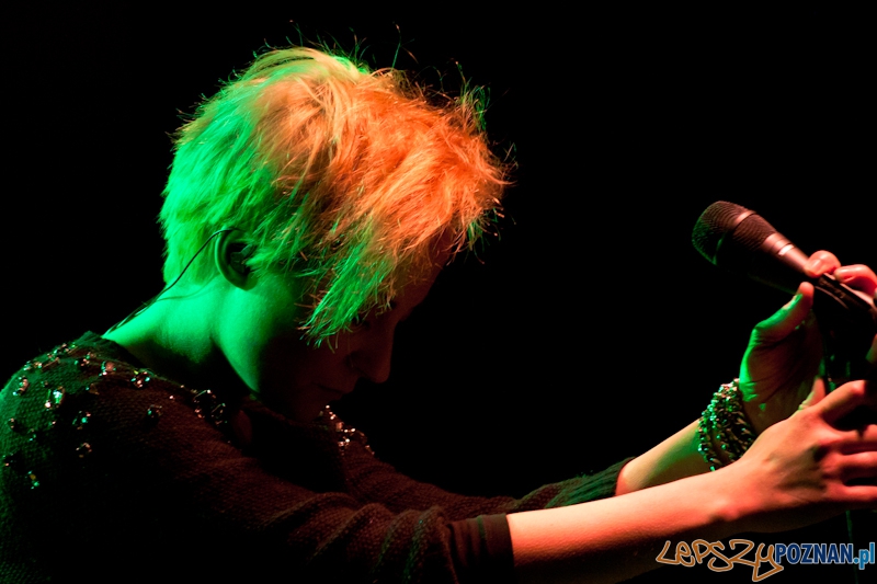 Paulina Przybysz (PINNAWELA) - Nowe Nurty 2011 - 14.05.2011 r Foto: LepszyPOZNAN.pl / Paweł Rychter Paulina Przybysz (PINNAWELA) - Nowe Nurty 2011 - 14.05.2011 r Foto: LepszyPOZNAN.pl / Paweł Rychter