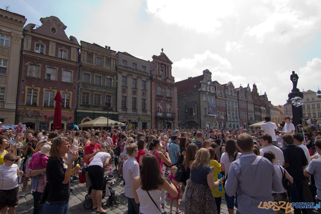 Bańki mydlane Foto: lepszyPOZNAN.pl / Piotr Rychter Bańki mydlane Foto: lepszyPOZNAN.pl / Piotr Rychter
