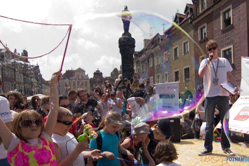 Bańki mydlane Foto: lepszyPOZNAN.pl / Piotr Rychter Bańki mydlane Foto: lepszyPOZNAN.pl / Piotr Rychter