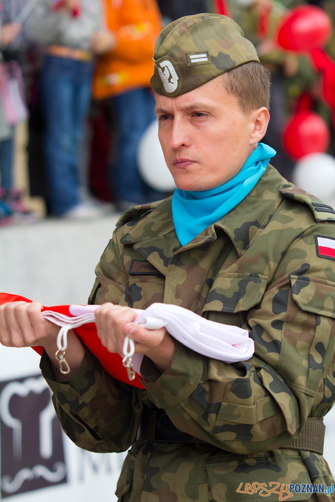 Dzieñ Flagi - 2.05.2011 r. Foto: lepszyPOZNAN.pl / Piotr Rychter Dzieñ Flagi - 2.05.2011 r. Foto: lepszyPOZNAN.pl / Piotr Rychter