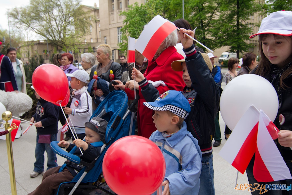 Dzień Flagi - 2.05.2011 r. Foto: lepszyPOZNAN.pl / Piotr Rychter Dzień Flagi - 2.05.2011 r. Foto: lepszyPOZNAN.pl / Piotr Rychter