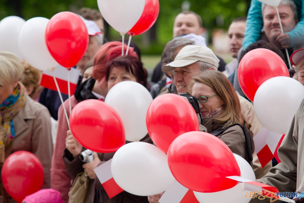 Dzień Flagi - 2.05.2011 r. Foto: lepszyPOZNAN.pl / Piotr Rychter Dzień Flagi - 2.05.2011 r. Foto: lepszyPOZNAN.pl / Piotr Rychter