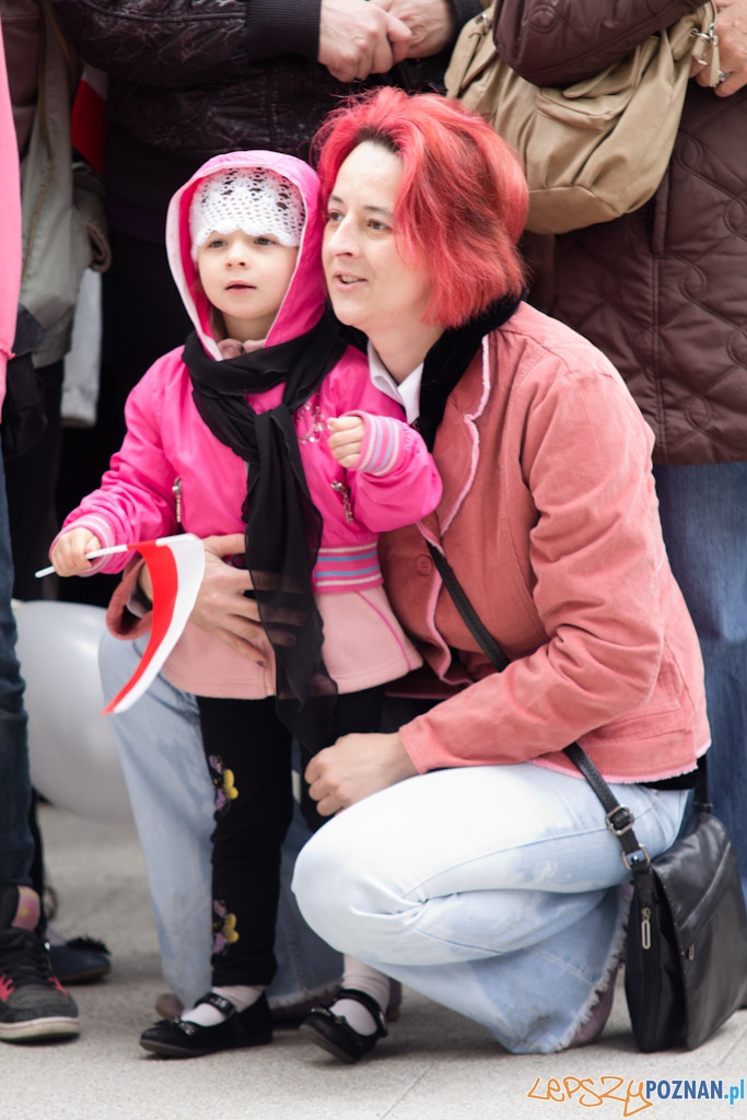 Dzień Flagi - 2.05.2011 r. Foto: lepszyPOZNAN.pl / Piotr Rychter Dzień Flagi - 2.05.2011 r. Foto: lepszyPOZNAN.pl / Piotr Rychter