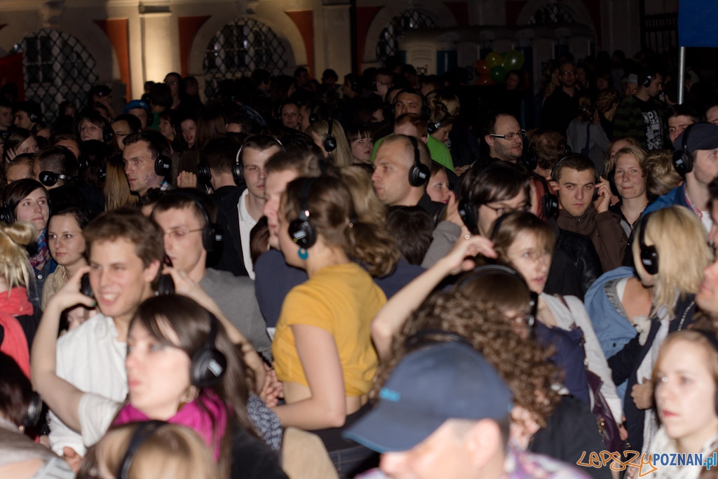 Nowe Nurty - Silent Concert - ShaKoFraKo Foto: lepszyPOZNAN.pl / Piotr Rychter Nowe Nurty - Silent Concert - ShaKoFraKo Foto: lepszyPOZNAN.pl / Piotr Rychter