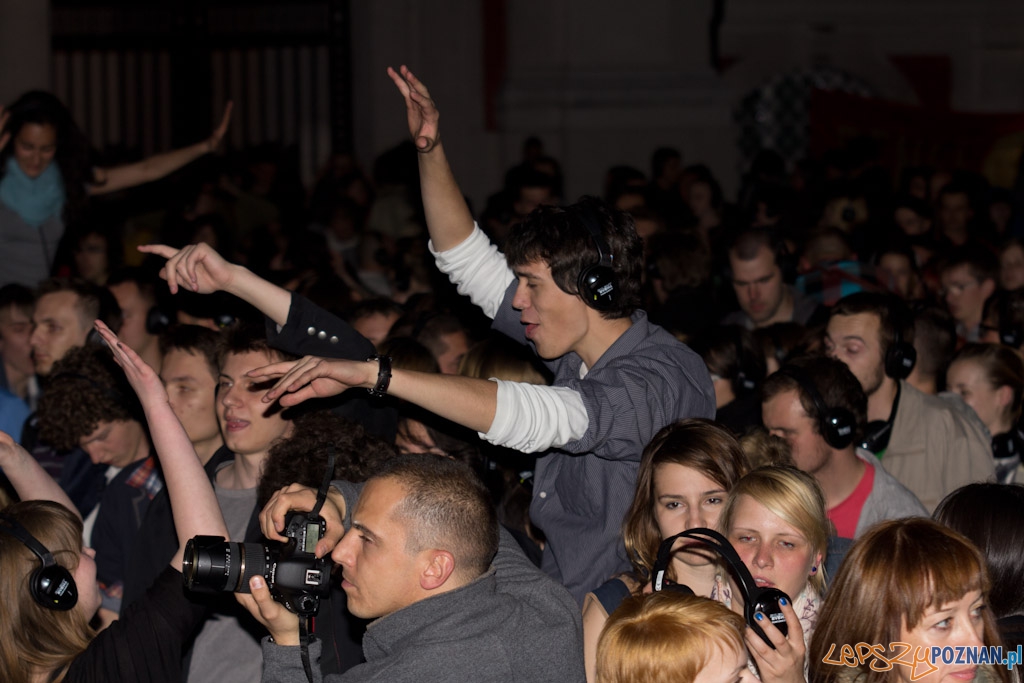 Nowe Nurty - Silent Concert - ShaKoFraKo Foto: lepszyPOZNAN.pl / Piotr Rychter Nowe Nurty - Silent Concert - ShaKoFraKo Foto: lepszyPOZNAN.pl / Piotr Rychter