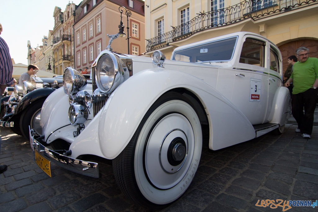 II Międzynarodowy Zlot Rolls Royce&Bentley Poznań 2011 Foto: lepszyPOZNAN.pl / Piotr Rychter II Międzynarodowy Zlot Rolls Royce&Bentley Poznań 2011 Foto: lepszyPOZNAN.pl / Piotr Rychter