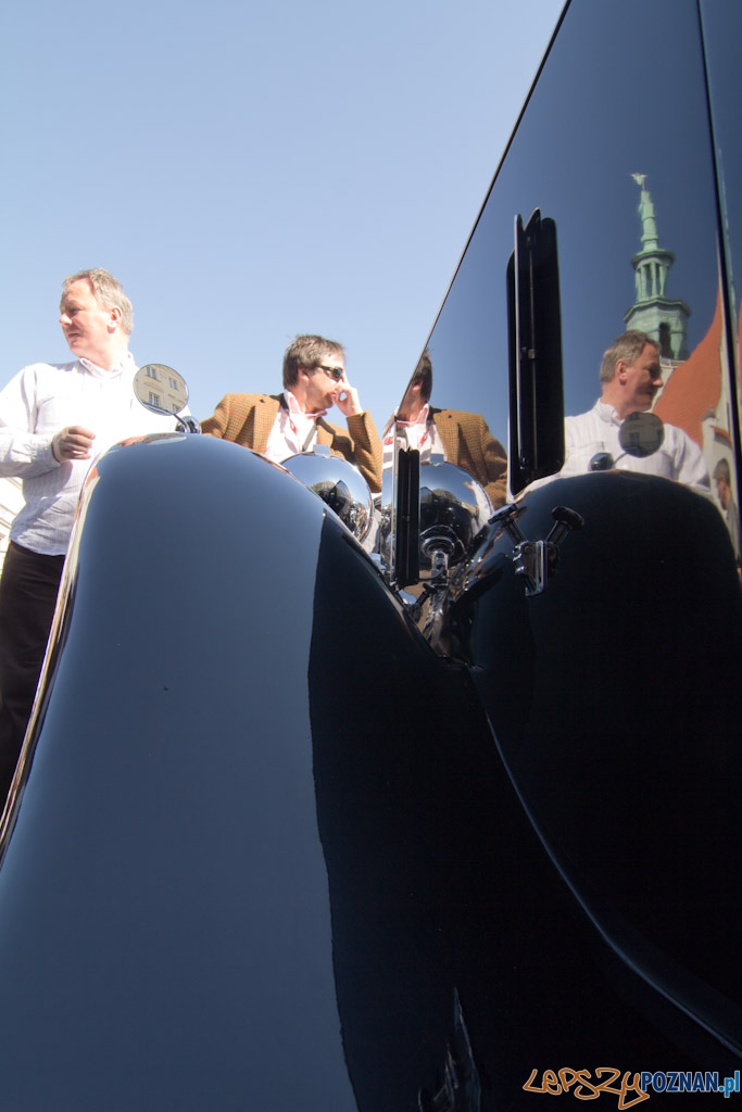 II Międzynarodowy Zlot Rolls Royce&Bentley Poznań 2011 Foto: lepszyPOZNAN.pl / Piotr Rychter II Międzynarodowy Zlot Rolls Royce&Bentley Poznań 2011 Foto: lepszyPOZNAN.pl / Piotr Rychter