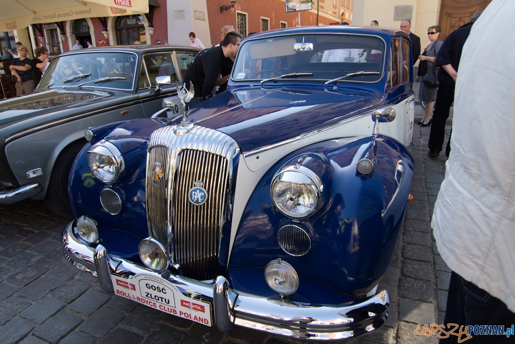 II Międzynarodowy Zlot Rolls Royce&Bentley Poznań 2011 Foto: lepszyPOZNAN.pl / Piotr Rychter II Międzynarodowy Zlot Rolls Royce&Bentley Poznań 2011 Foto: lepszyPOZNAN.pl / Piotr Rychter