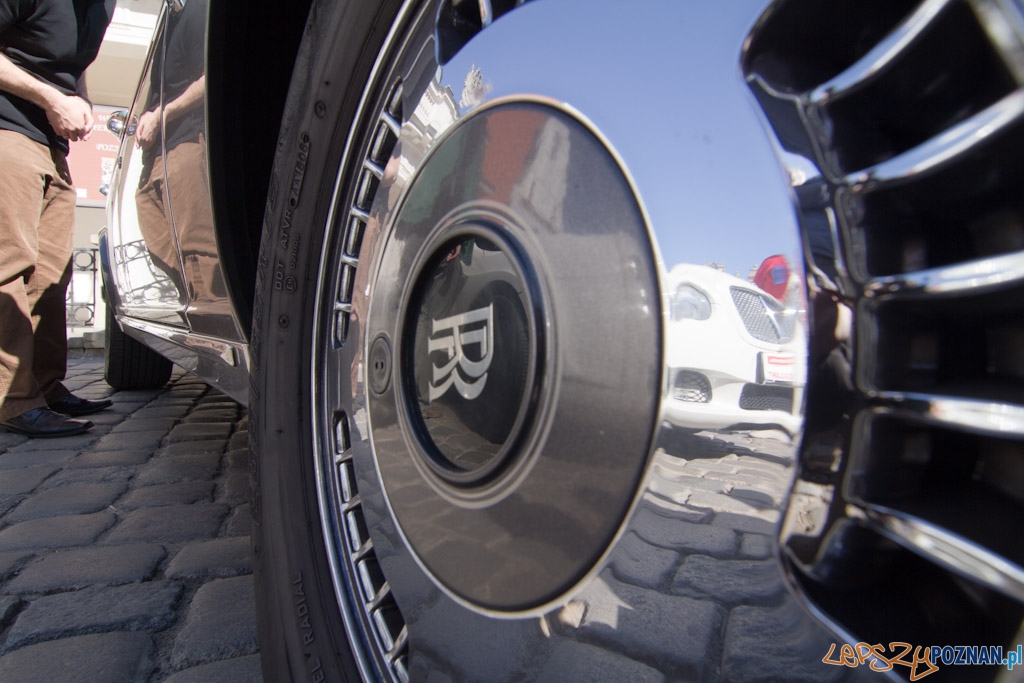 II Międzynarodowy Zlot Rolls Royce&Bentley Poznań 2011 Foto: lepszyPOZNAN.pl / Piotr Rychter II Międzynarodowy Zlot Rolls Royce&Bentley Poznań 2011 Foto: lepszyPOZNAN.pl / Piotr Rychter