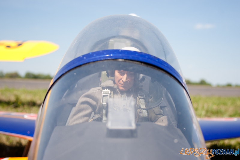 IV Ogólnopolski Zlot Gigantów 2011 - Lotnisko Bednary 05.06.2011 r. Foto: LepszyPOZNAN.pl / Paweł Rychter IV Ogólnopolski Zlot Gigantów 2011 - Lotnisko Bednary 05.06.2011 r. Foto: LepszyPOZNAN.pl / Paweł Rychter