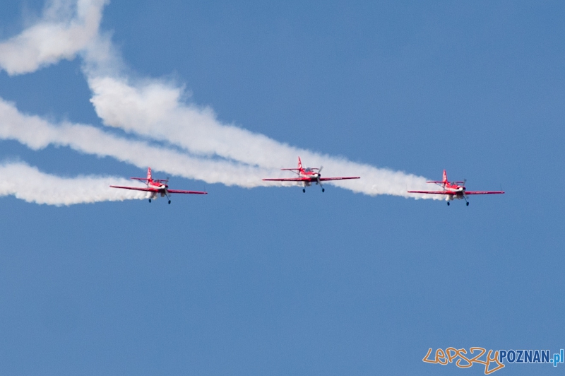 IV Ogólnopolski Zlot Gigantów 2011 - Lotnisko Bednary 05.06.2011 r. Foto: LepszyPOZNAN.pl / Paweł Rychter IV Ogólnopolski Zlot Gigantów 2011 - Lotnisko Bednary 05.06.2011 r. Foto: LepszyPOZNAN.pl / Paweł Rychter
