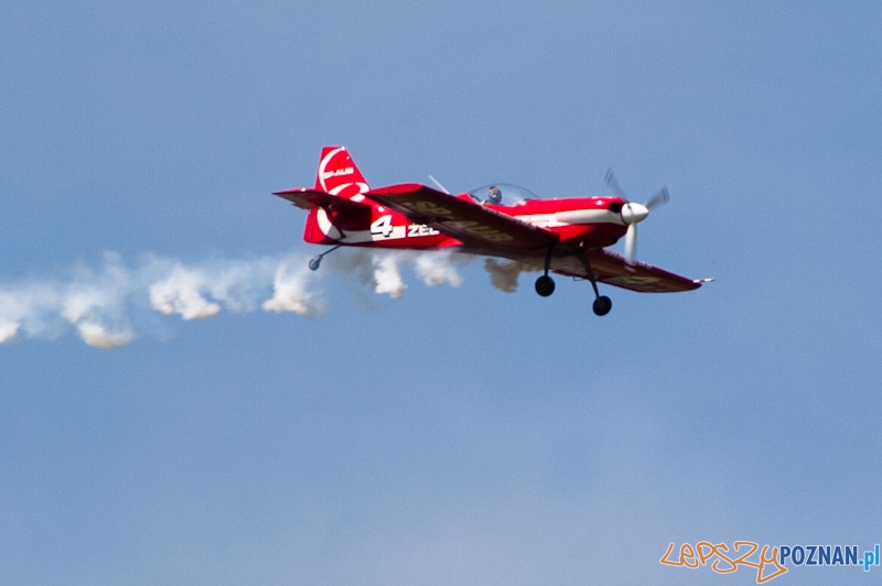 IV Ogólnopolski Zlot Gigantów 2011 - Lotnisko Bednary 05.06.2011 r. Foto: LepszyPOZNAN.pl / Paweł Rychter IV Ogólnopolski Zlot Gigantów 2011 - Lotnisko Bednary 05.06.2011 r. Foto: LepszyPOZNAN.pl / Paweł Rychter