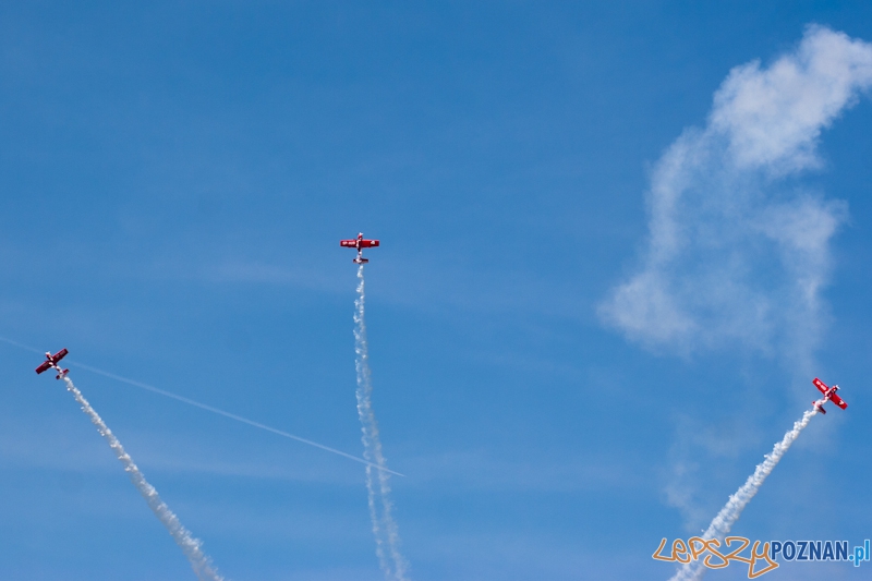 IV Ogólnopolski Zlot Gigantów 2011 - Lotnisko Bednary 05.06.2011 r. Foto: LepszyPOZNAN.pl / Paweł Rychter IV Ogólnopolski Zlot Gigantów 2011 - Lotnisko Bednary 05.06.2011 r. Foto: LepszyPOZNAN.pl / Paweł Rychter