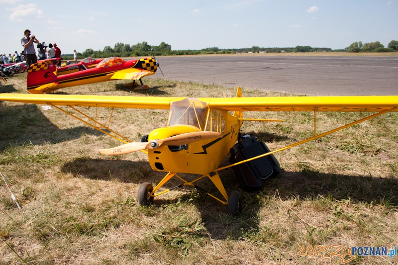 IV Ogólnopolski Zlot Gigantów 2011 - Lotnisko Bednary 05.06.2011 r. Foto: LepszyPOZNAN.pl / Paweł Rychter IV Ogólnopolski Zlot Gigantów 2011 - Lotnisko Bednary 05.06.2011 r. Foto: LepszyPOZNAN.pl / Paweł Rychter