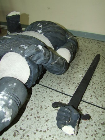 Zniszczony pręgierz Foto: KWP w Poznaniu Zniszczony pręgierz Foto: KWP w Poznaniu