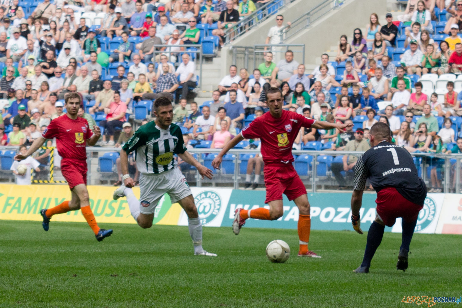 Warta Poznań - Kolejarz Stróże Foto: lepszyPOZNAN.pl / Piotr Rychter Warta Poznań - Kolejarz Stróże Foto: lepszyPOZNAN.pl / Piotr Rychter