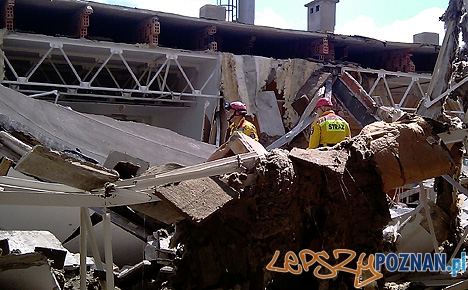 Zawalił się dach Foto: KM PSP Zawalił się dach Foto: KM PSP