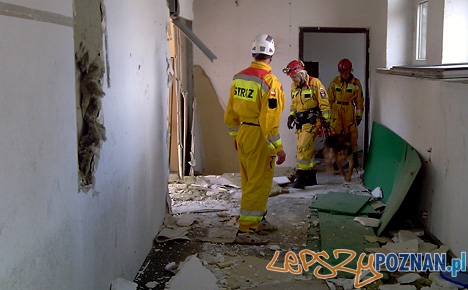 Zawalił się dach Foto: KM PSP Zawalił się dach Foto: KM PSP