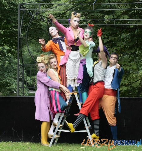 TEATR NA FUNDAMENTACH - 01.08.2010 KORNIK PREMIERA Foto: TEATR NA FUNDAMENTACH TEATR NA FUNDAMENTACH - 01.08.2010 KORNIK PREMIERA Foto: TEATR NA FUNDAMENTACH