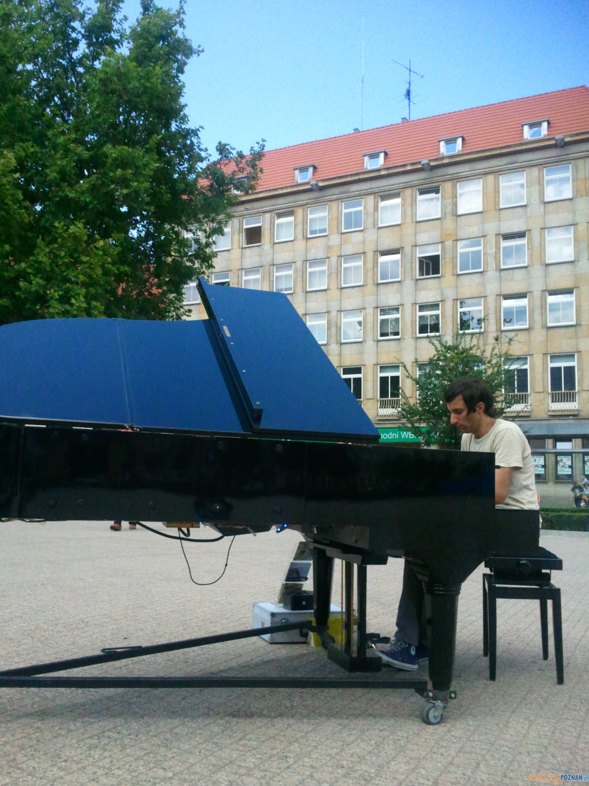 Davide Martello na Placu Wolności Foto: lepszyPOZNAN.pl / gsm Davide Martello na Placu Wolności Foto: lepszyPOZNAN.pl / gsm