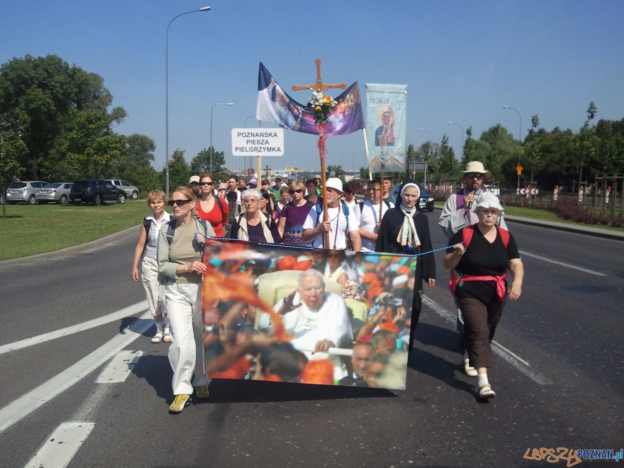 77 Piesza Poznańska Pielgrzymka na Jasną Górę Foto: lepszyPOZNAN.pl / gsm 77 Piesza Poznańska Pielgrzymka na Jasną Górę Foto: lepszyPOZNAN.pl / gsm