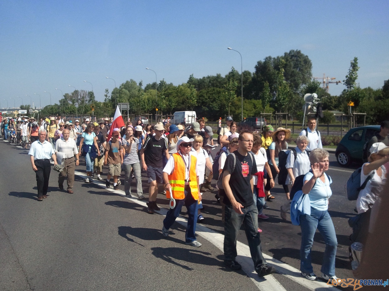 77 Piesza Poznańska Pielgrzymka na Jasną Górę Foto: lepszyPOZNAN.pl / gsm 77 Piesza Poznańska Pielgrzymka na Jasną Górę Foto: lepszyPOZNAN.pl / gsm
