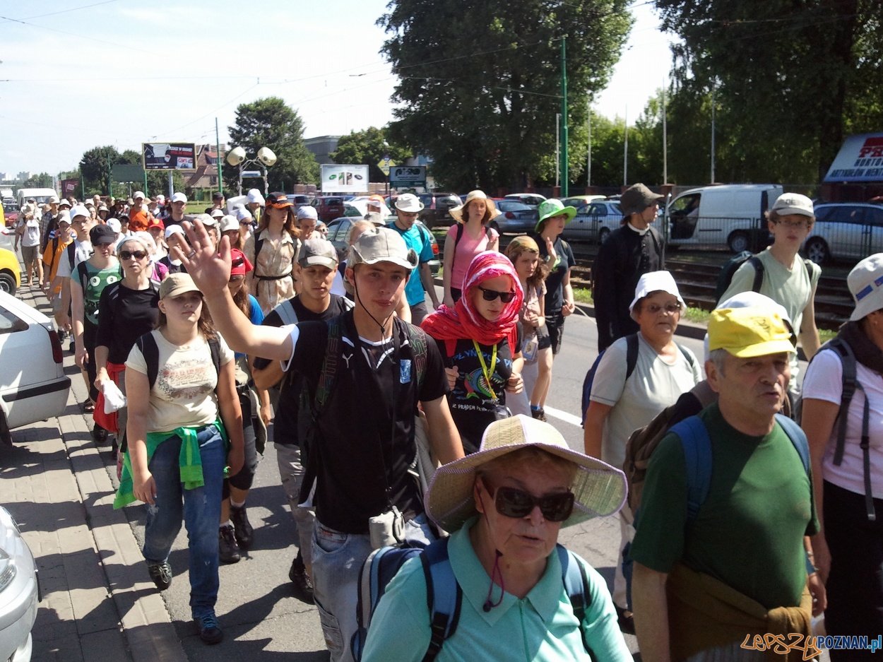 77 Piesza Poznańska Pielgrzymka na Jasną Górę Foto: lepszyPOZNAN.pl / gsm 77 Piesza Poznańska Pielgrzymka na Jasną Górę Foto: lepszyPOZNAN.pl / gsm
