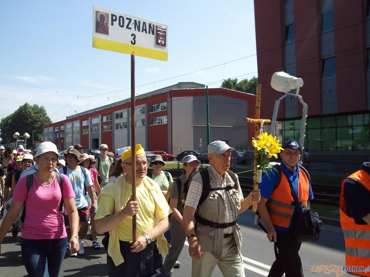 77 Piesza Poznańska Pielgrzymka na Jasną Górę Foto: lepszyPOZNAN.pl / gsm 77 Piesza Poznańska Pielgrzymka na Jasną Górę Foto: lepszyPOZNAN.pl / gsm