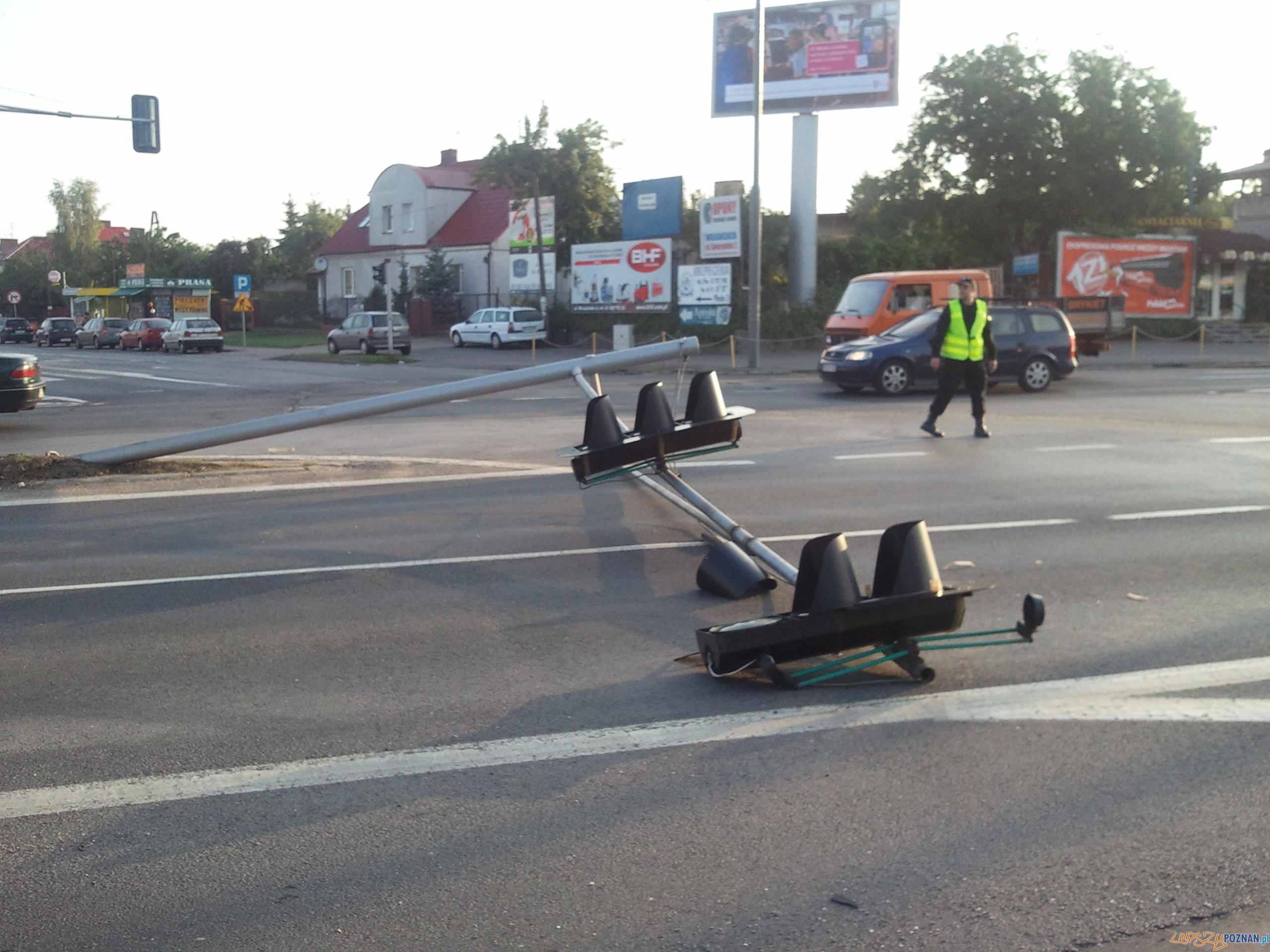 Poranne utrudnienia na Warszawskiej Foto: lepszyPOZNAN/gsm Poranne utrudnienia na Warszawskiej Foto: lepszyPOZNAN/gsm