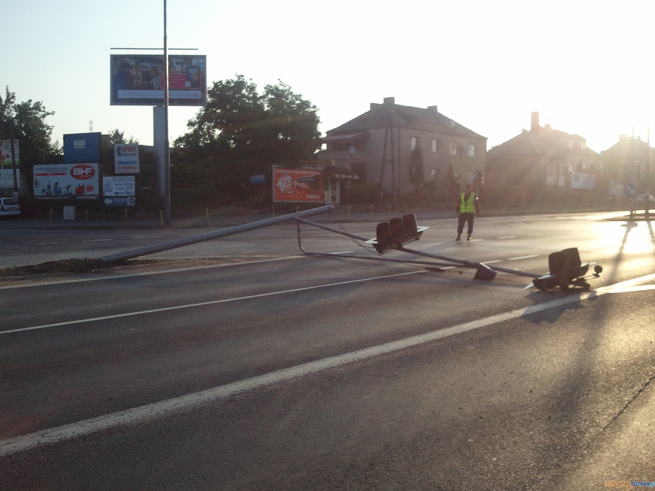 Poranne utrudnienia na Warszawskiej Foto: lepszyPOZNAN/gsm Poranne utrudnienia na Warszawskiej Foto: lepszyPOZNAN/gsm