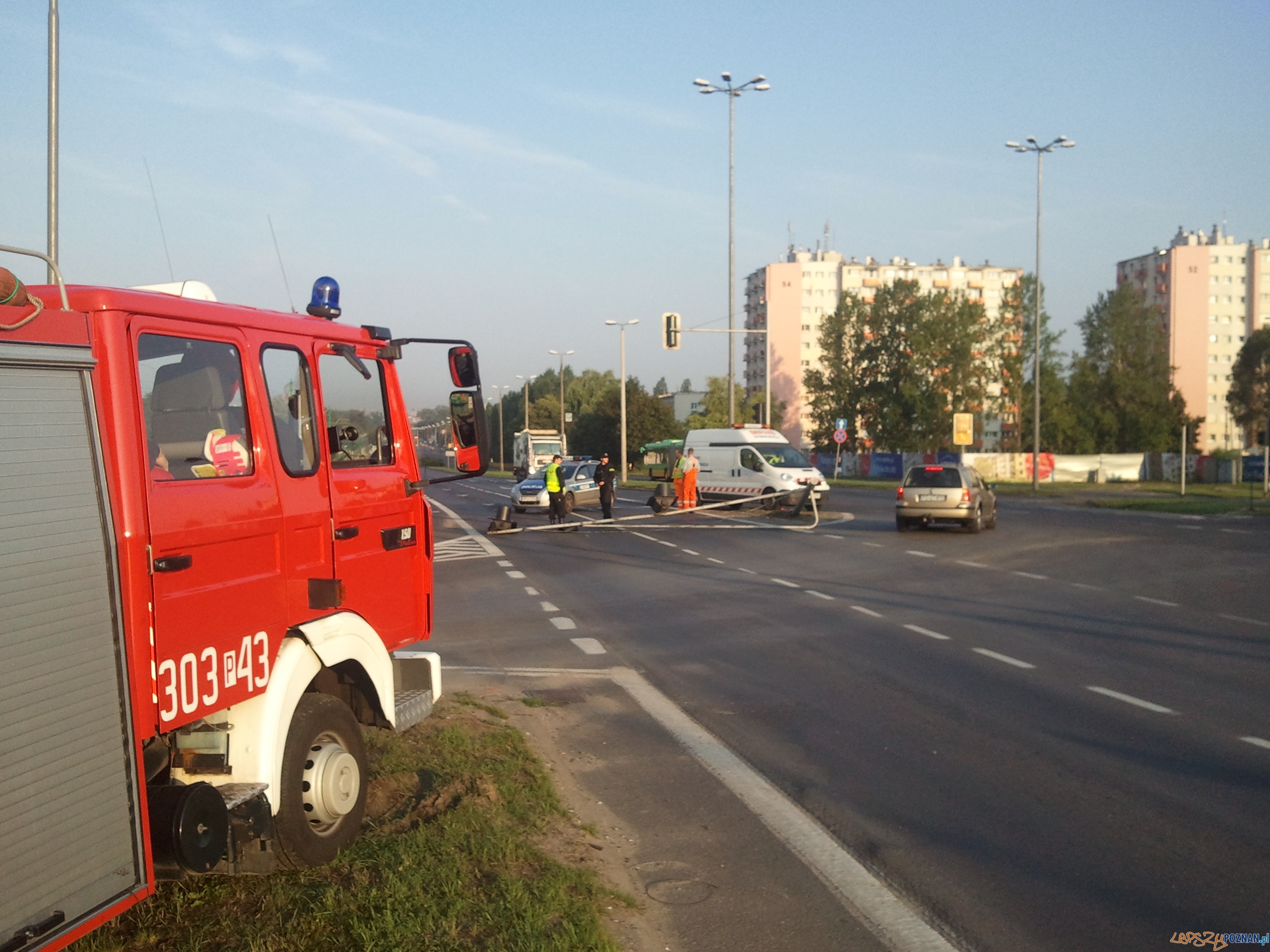 Poranne utrudnienia na Warszawskiej Foto: lepszyPOZNAN/gsm Poranne utrudnienia na Warszawskiej Foto: lepszyPOZNAN/gsm