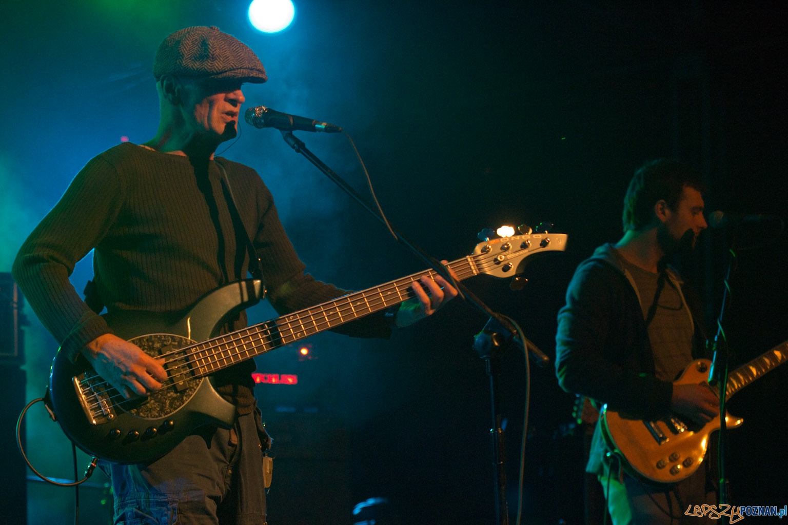 Lech Janerka na Dziedzińcu CK Zamek - 21.07.2011 r. Foto: lepszyPOZNAN.pl / Piotr Rychter Lech Janerka na Dziedzińcu CK Zamek - 21.07.2011 r. Foto: lepszyPOZNAN.pl / Piotr Rychter