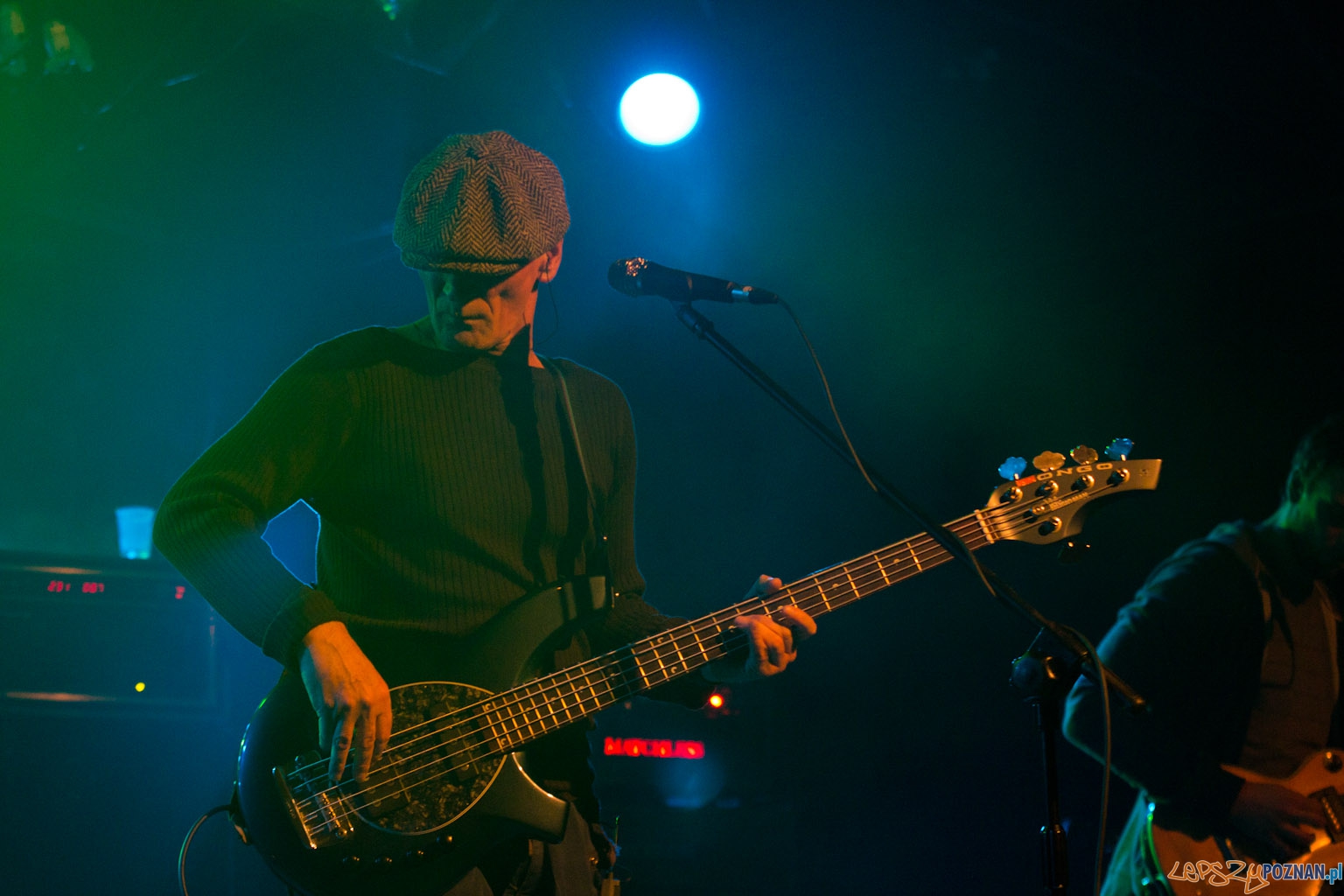 Lech Janerka na Dziedzińcu CK Zamek - 21.07.2011 r. Foto: lepszyPOZNAN.pl / Piotr Rychter Lech Janerka na Dziedzińcu CK Zamek - 21.07.2011 r. Foto: lepszyPOZNAN.pl / Piotr Rychter