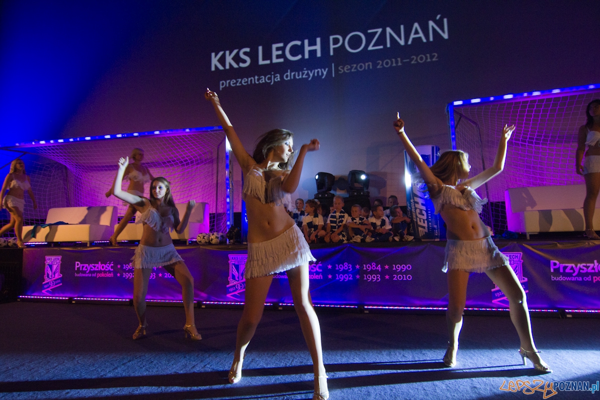 Prezentacja drużyny KKS Lech Poznań na sezon 2011/2012 Foto: lepszyPOZNAN.pl / Piotr Rychter Prezentacja drużyny KKS Lech Poznań na sezon 2011/2012 Foto: lepszyPOZNAN.pl / Piotr Rychter