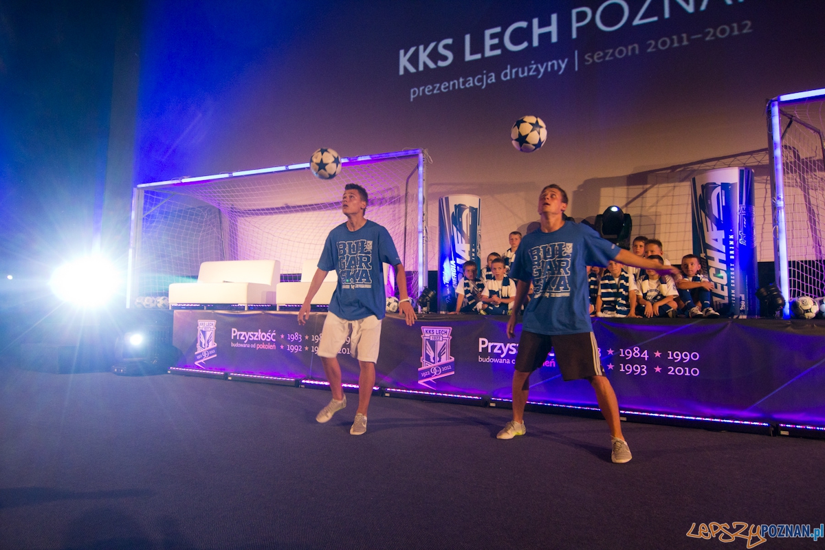 Prezentacja drużyny KKS Lech Poznań na sezon 2011/2012 Foto: lepszyPOZNAN.pl / Piotr Rychter Prezentacja drużyny KKS Lech Poznań na sezon 2011/2012 Foto: lepszyPOZNAN.pl / Piotr Rychter