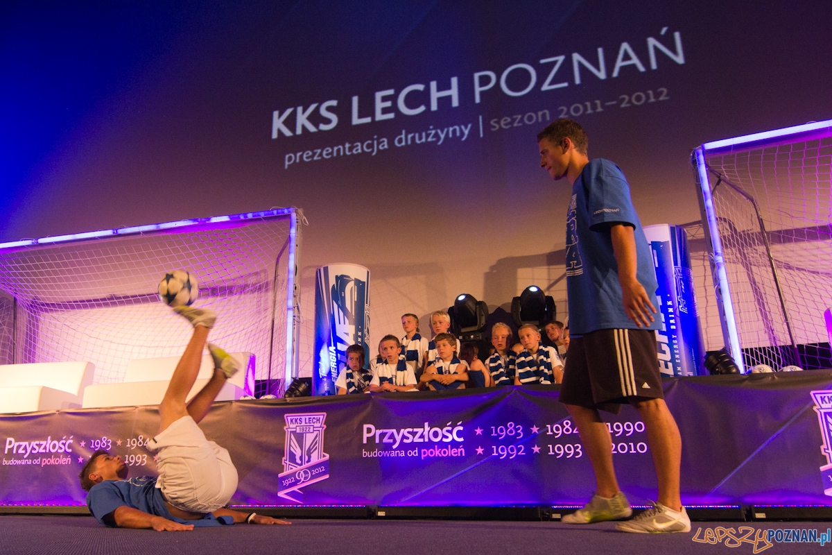 Prezentacja drużyny KKS Lech Poznań na sezon 2011/2012 Foto: lepszyPOZNAN.pl / Piotr Rychter Prezentacja drużyny KKS Lech Poznań na sezon 2011/2012 Foto: lepszyPOZNAN.pl / Piotr Rychter