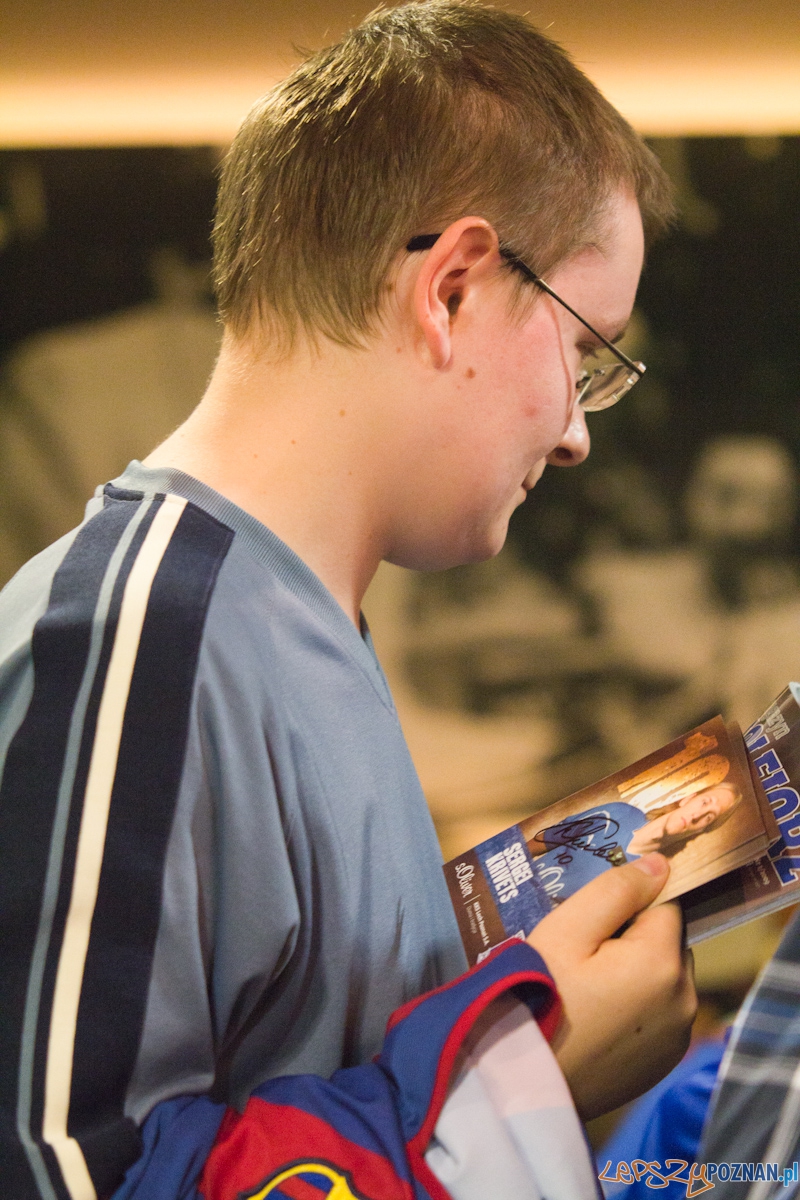 Prezentacja drużyny KKS Lech Poznań na sezon 2011/2012 Foto: lepszyPOZNAN.pl / Piotr Rychter Prezentacja drużyny KKS Lech Poznań na sezon 2011/2012 Foto: lepszyPOZNAN.pl / Piotr Rychter