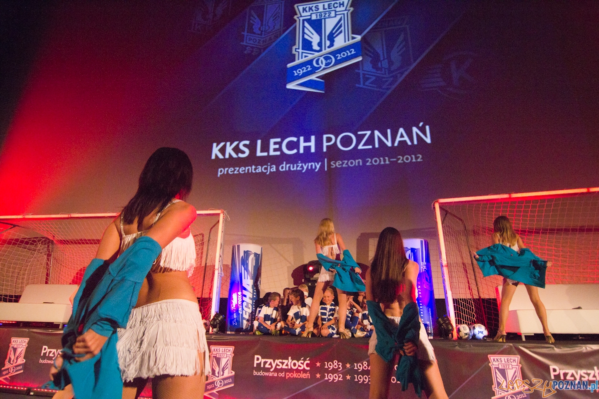 Prezentacja drużyny KKS Lech Poznań na sezon 2011/2012 Foto: lepszyPOZNAN.pl / Piotr Rychter Prezentacja drużyny KKS Lech Poznań na sezon 2011/2012 Foto: lepszyPOZNAN.pl / Piotr Rychter