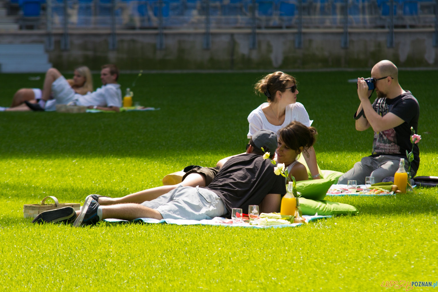 Śniadanie na Stadionie Miejskim 17.07.2011 r. Foto: lepszyPOZNAN.pl / Piotr Rychter Śniadanie na Stadionie Miejskim 17.07.2011 r. Foto: lepszyPOZNAN.pl / Piotr Rychter