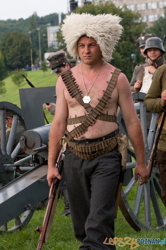 “Poznańczycy 1919-2011″ nad Wartą - Poznań 14.08.2011 r. Foto: LepszyPOZNAN.pl / Paweł Rychter “Poznańczycy 1919-2011″ nad Wartą - Poznań 14.08.2011 r. Foto: LepszyPOZNAN.pl / Paweł Rychter