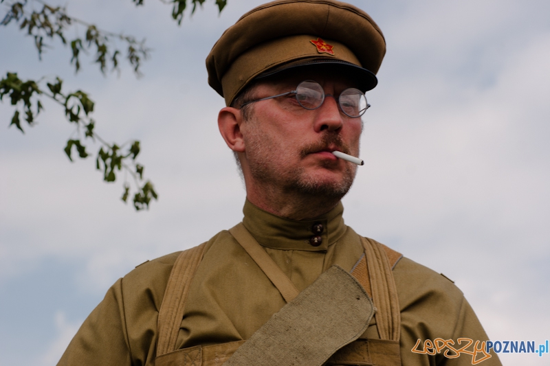 “Poznańczycy 1919-2011″ nad Wartą - Poznań 14.08.2011 r. Foto: LepszyPOZNAN.pl / Paweł Rychter “Poznańczycy 1919-2011″ nad Wartą - Poznań 14.08.2011 r. Foto: LepszyPOZNAN.pl / Paweł Rychter