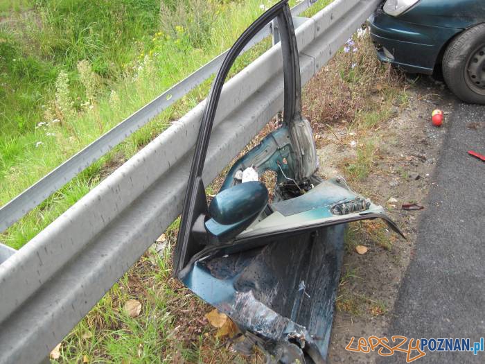 Wypadek na Średzkiej w Kórniku Foto: KM PSP w Poznaniu Wypadek na Średzkiej w Kórniku Foto: KM PSP w Poznaniu