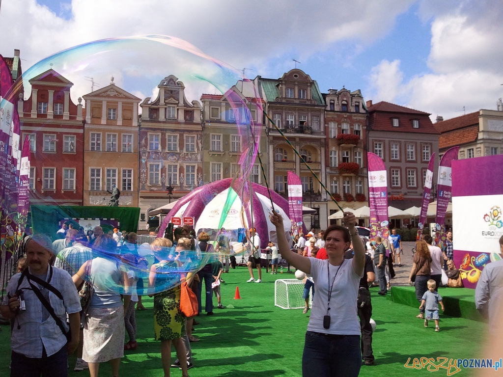 Ta ostatnia wakacyjna niedziela na Starym Rynku Foto: lepszyPOZNAN.pl / ag Ta ostatnia wakacyjna niedziela na Starym Rynku Foto: lepszyPOZNAN.pl / ag