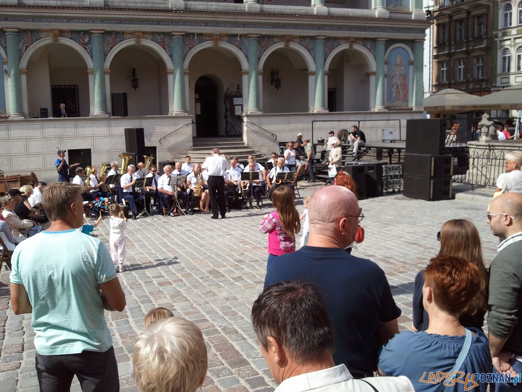 Ta ostatnia wakacyjna niedziela na Starym Rynku Foto: lepszyPOZNAN.pl / ag Ta ostatnia wakacyjna niedziela na Starym Rynku Foto: lepszyPOZNAN.pl / ag